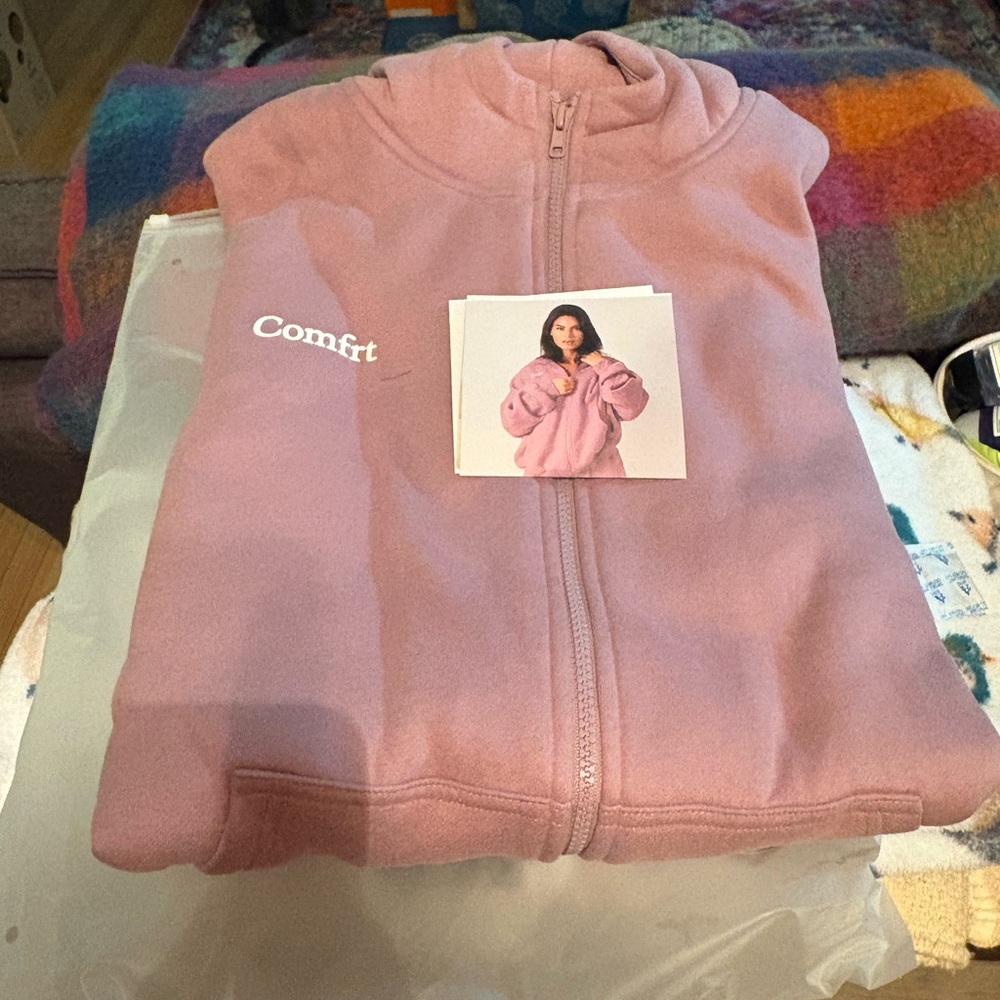 Comfrt cloud zip hoodie